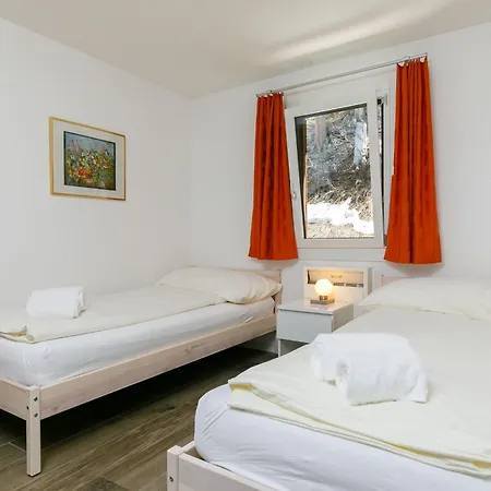 Apartment Apartment Residenza Chesa Margun 710-1 By Interhome Surlej